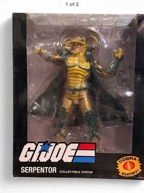 Hasbro G.I JOE Serpentor Collectible Statue - Gold, Green, Black